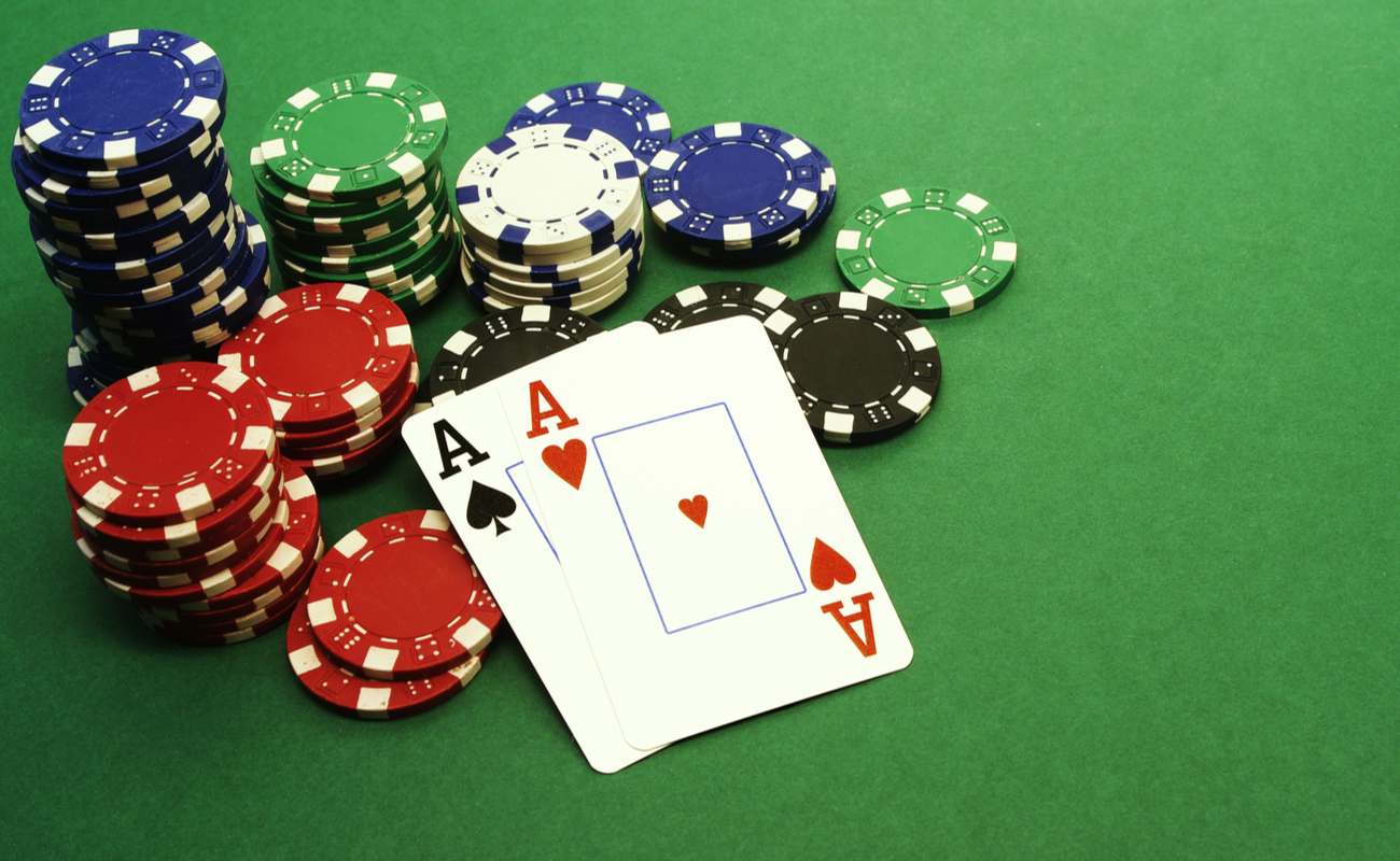 Thứ Tự Poker & Những Hand Bài Mạnh Nhất Khi Chơi Poker